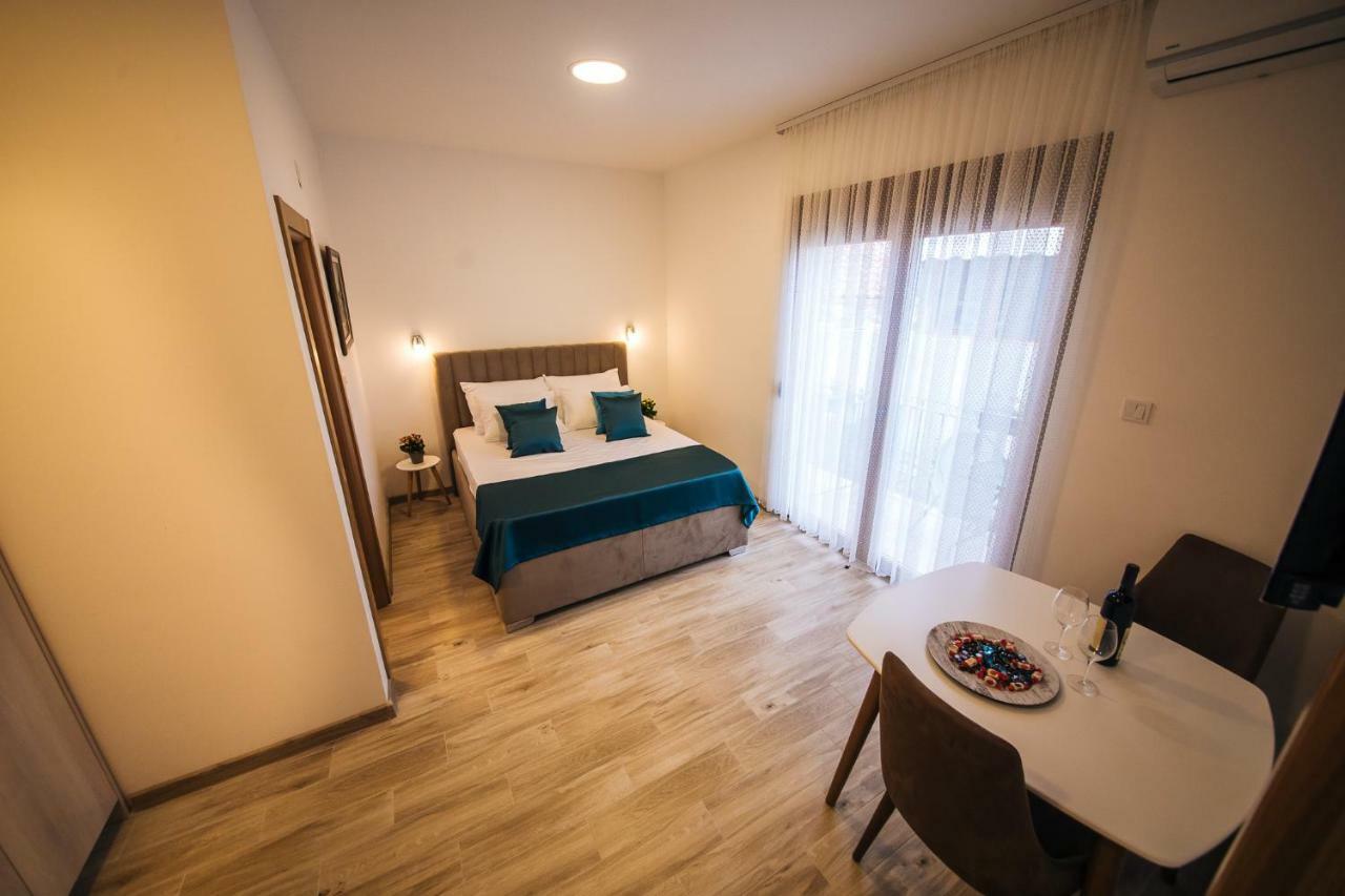 Apartments Vojislav Virpazar Eksteriør billede