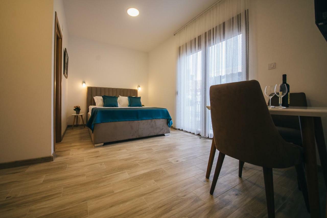 Apartments Vojislav Virpazar Eksteriør billede